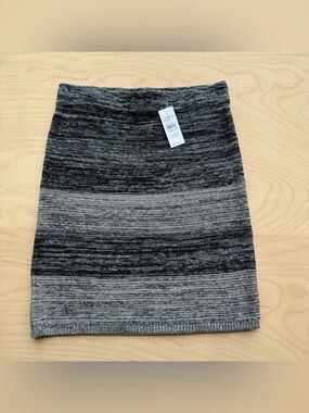 LOFT Gray Black Striped Pull On Sweater Knit Mini Skirt size XS NWT